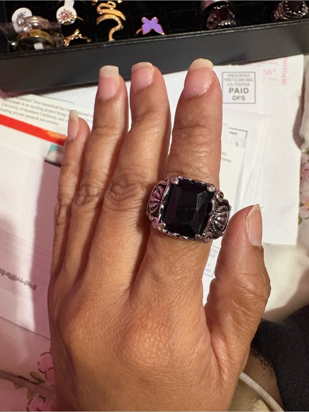 Vintage-Inspired Black Stone Ring in Silver Tone size 8,9,11,12